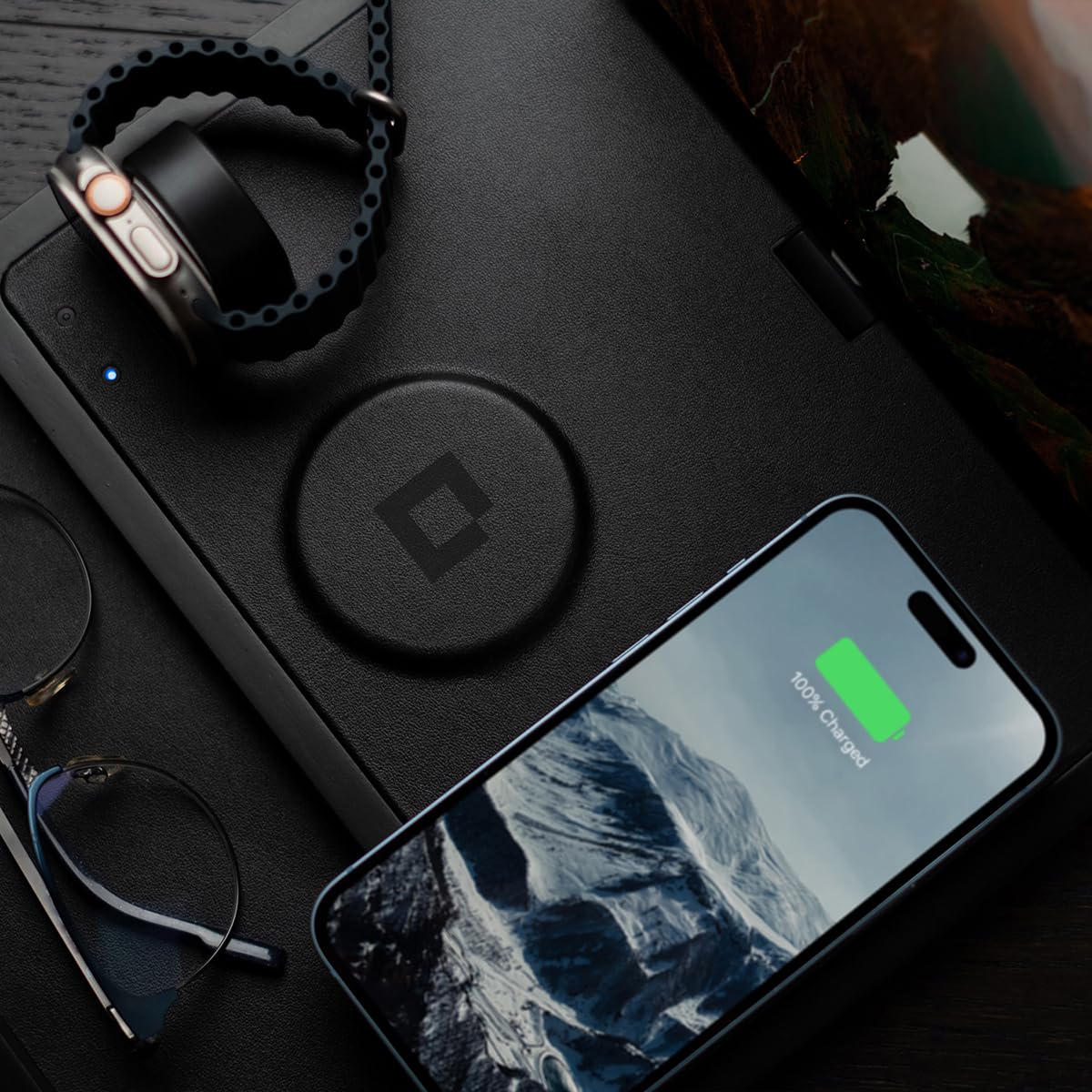 Quad Tray 4-in-1 MagSafe Wireless Charger & iPad Stand